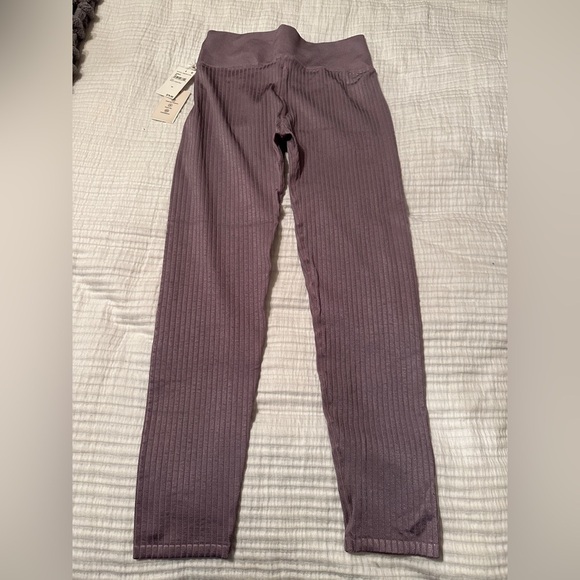Good American Ribbed Ankle Leggings - NWT - Size 3/4 (L/XL) - Picture 6 of 14